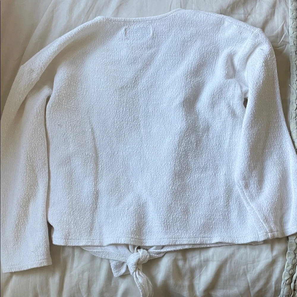 Madewell texture and thread V-Neck Tie-Front Sweater - Picture 3 of 3